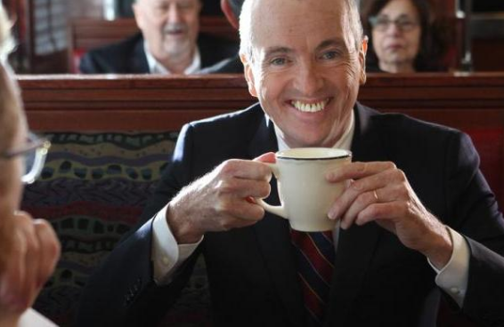 Murphy tried to sell a diner owner on the $15 min wage. A fiasco ensued.